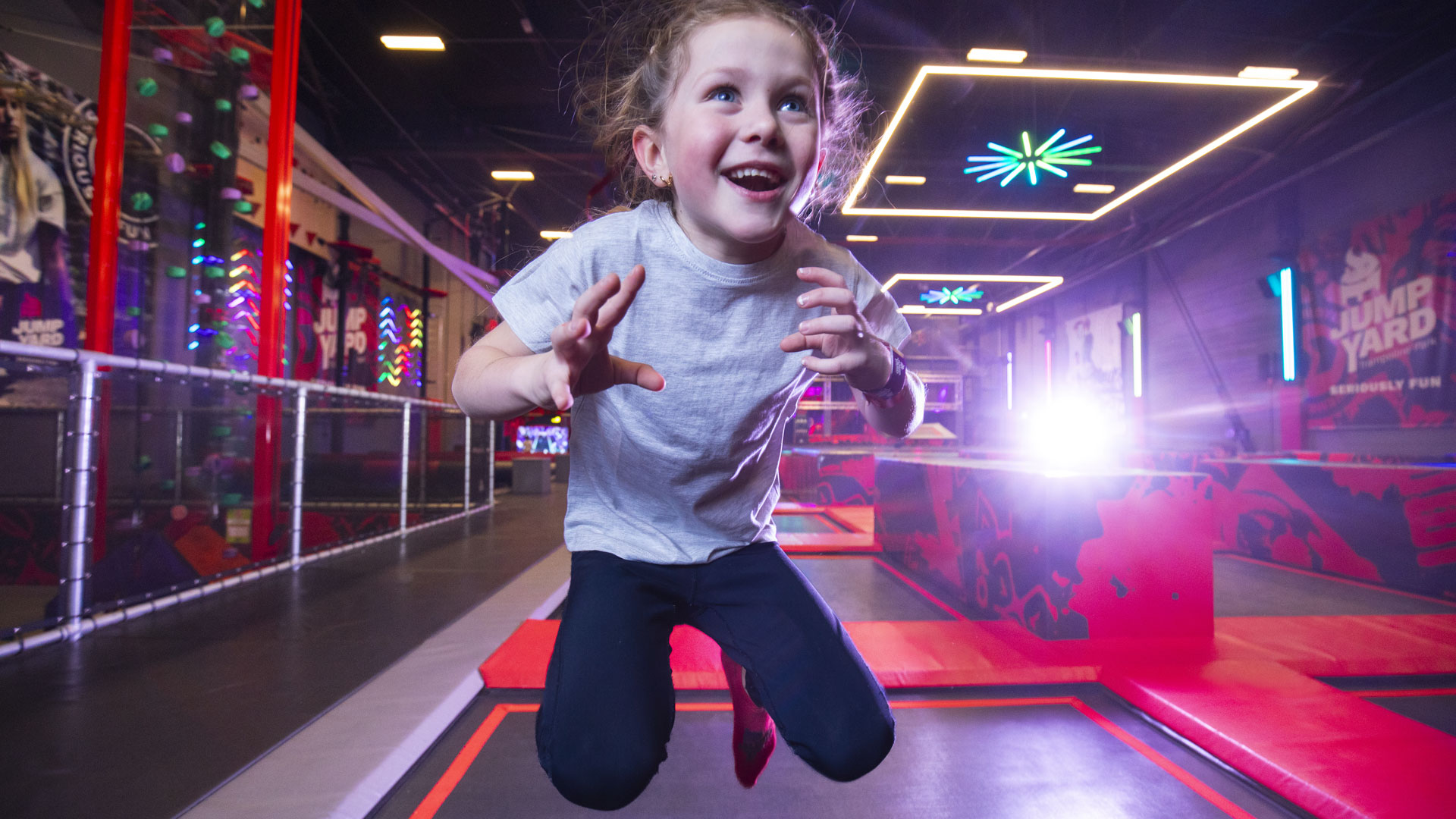 Festas de aniversário num parque de trampolins JumpYard Lisboa